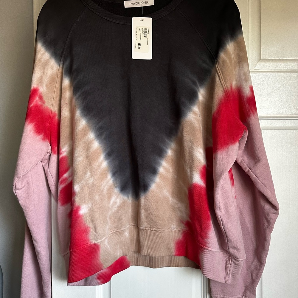 DAYDREAMER Tie-Dye V-Neck Pullover - Navy, Tan, Red, Pink